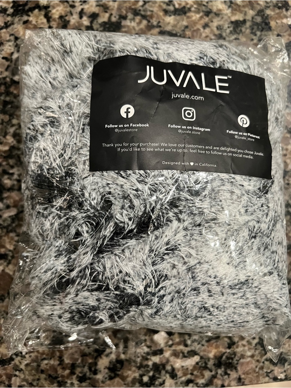 Black and White Faux Fur pillowcases 2